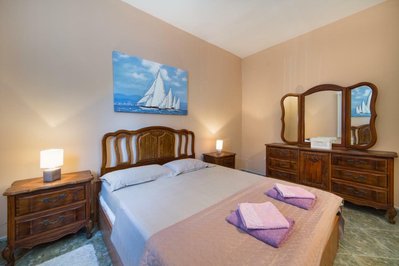 Apartments 7+ بلاتشي المظهر الخارجي الصورة